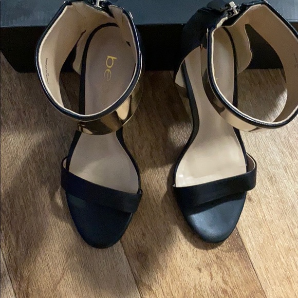 Jacqueline Bebe Gold Ankle Strap - Picture 4 of 4